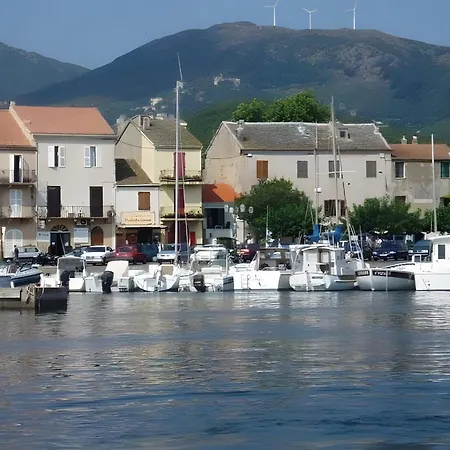 Avec Terrasse Proche
